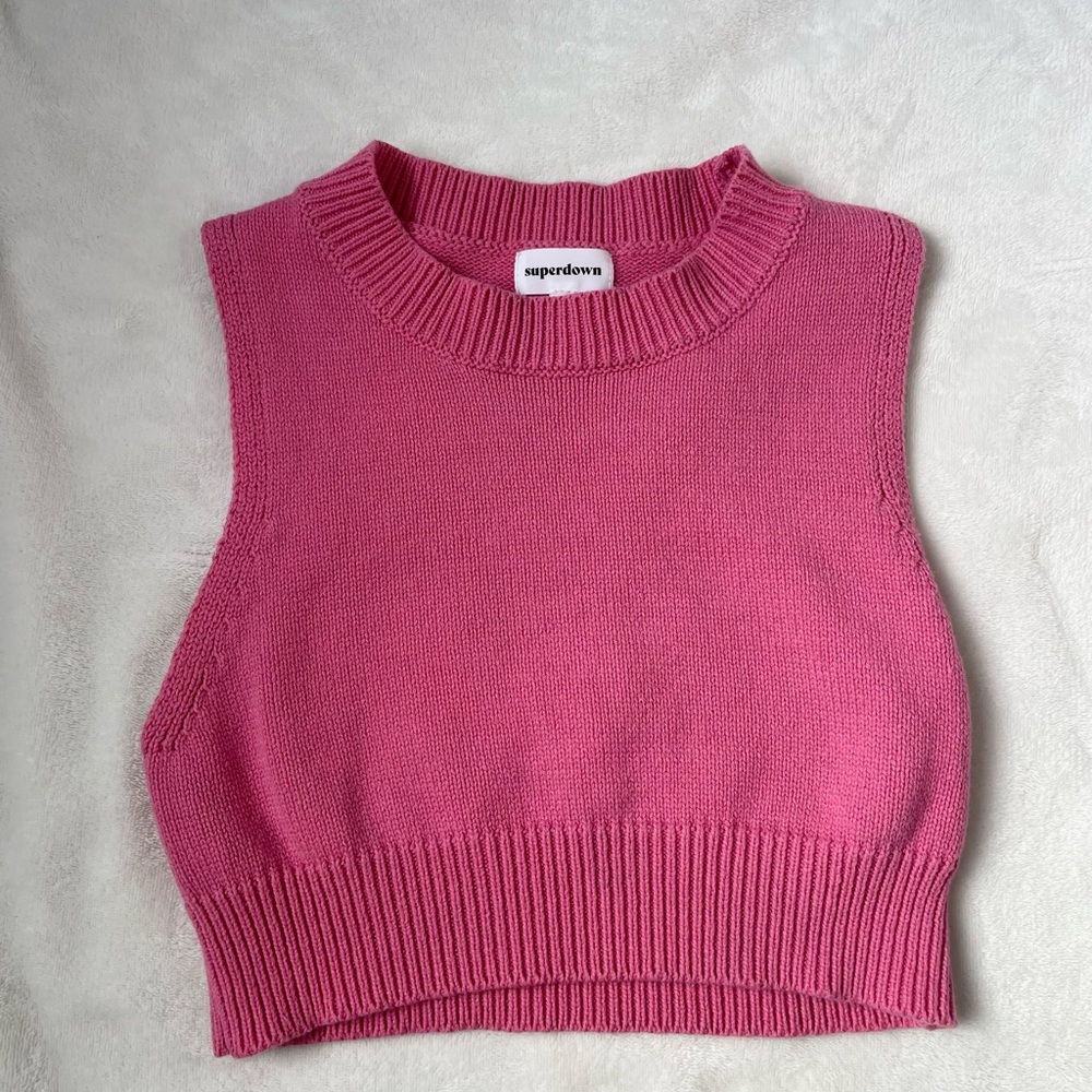Super down // Pink Valeria Knit Crop Sweater - Picture 3 of 6